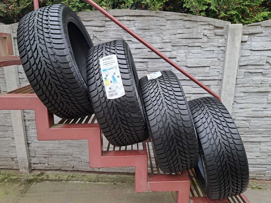 4 Opony NOWE zimowe 225/45 R17 Nokian Montaż i wyważanie Gratis!