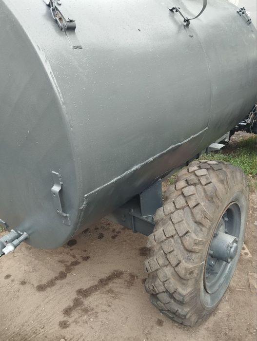 Продам бочку 3.2 куба