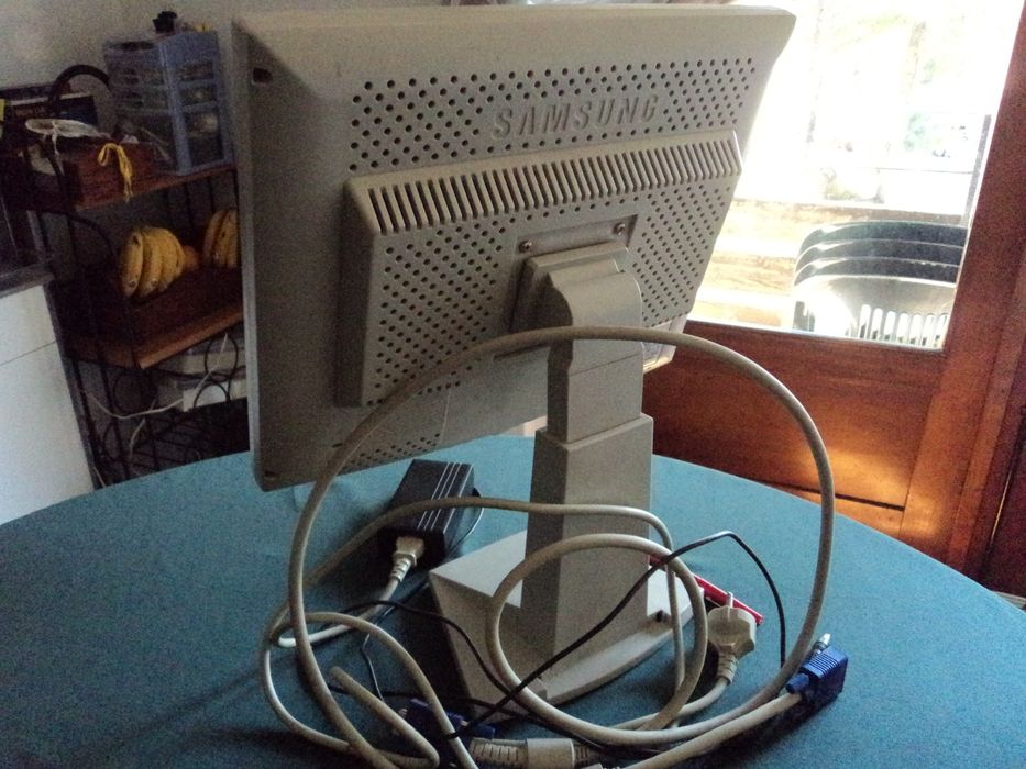 Monitor Samsung SyncMaster 570 S TFT