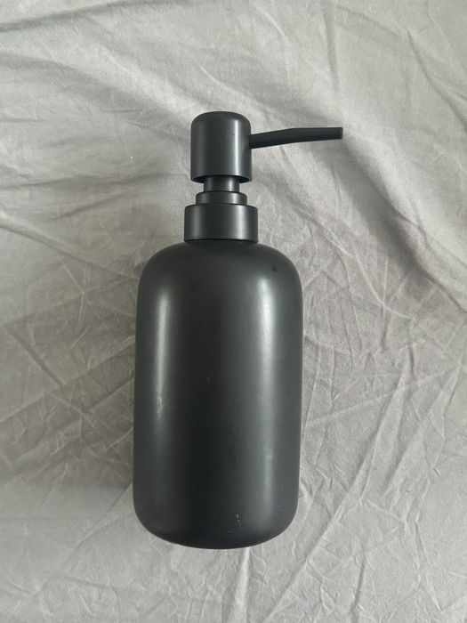 Nowy dozownik do mydla/plynu do naczyn