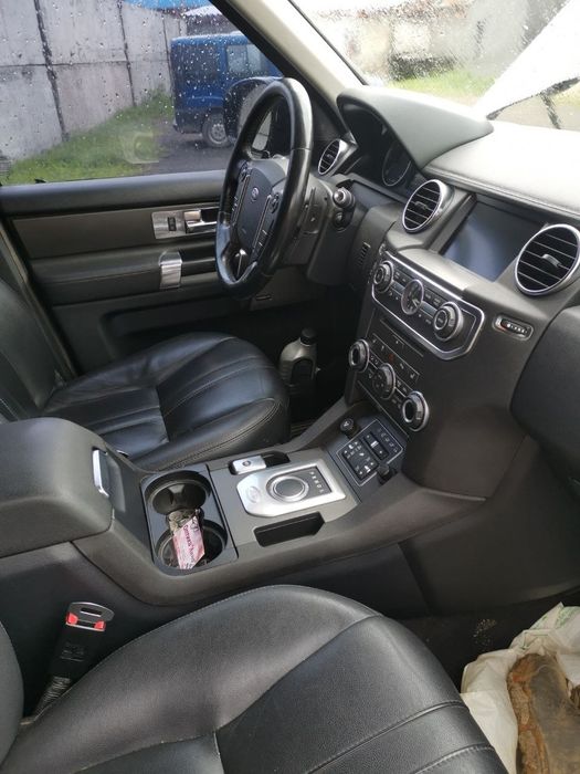 Land Rover Discovery 4