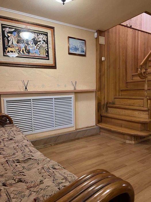 Продам 2-х этажный ДОМ ! Холодная Гора. Метро в 10 мин РОВНЫЙ уч-к