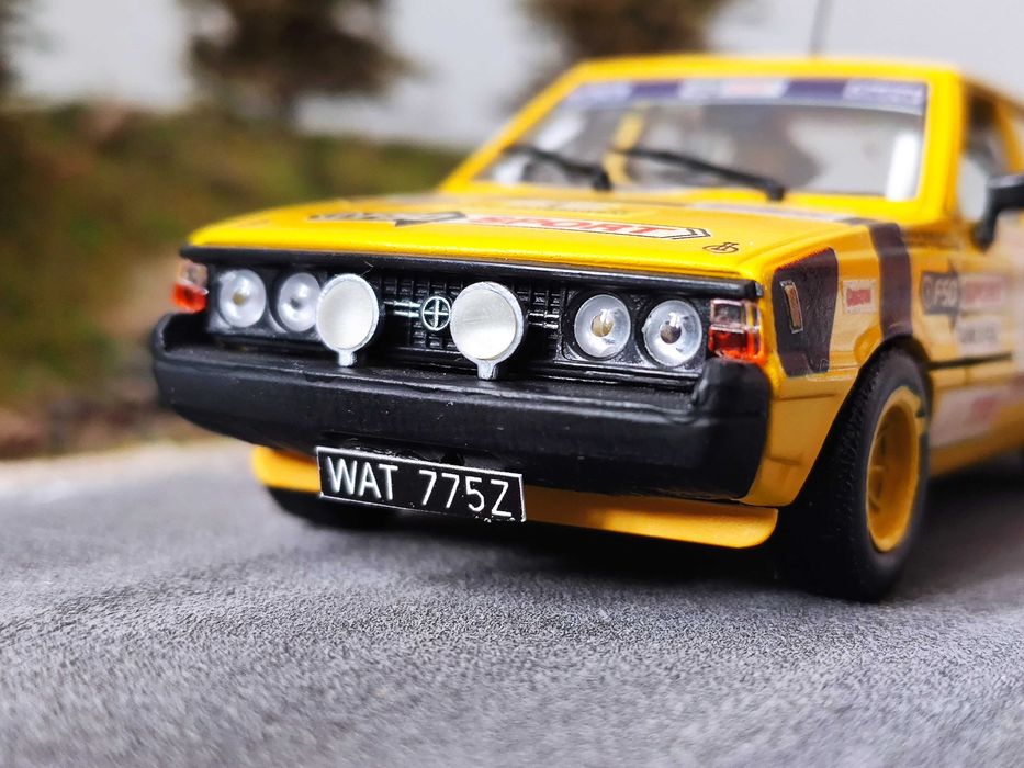Halogeny, dodatkowe lampy do modeli (4 mm) - skala 1:43 (AKC43)