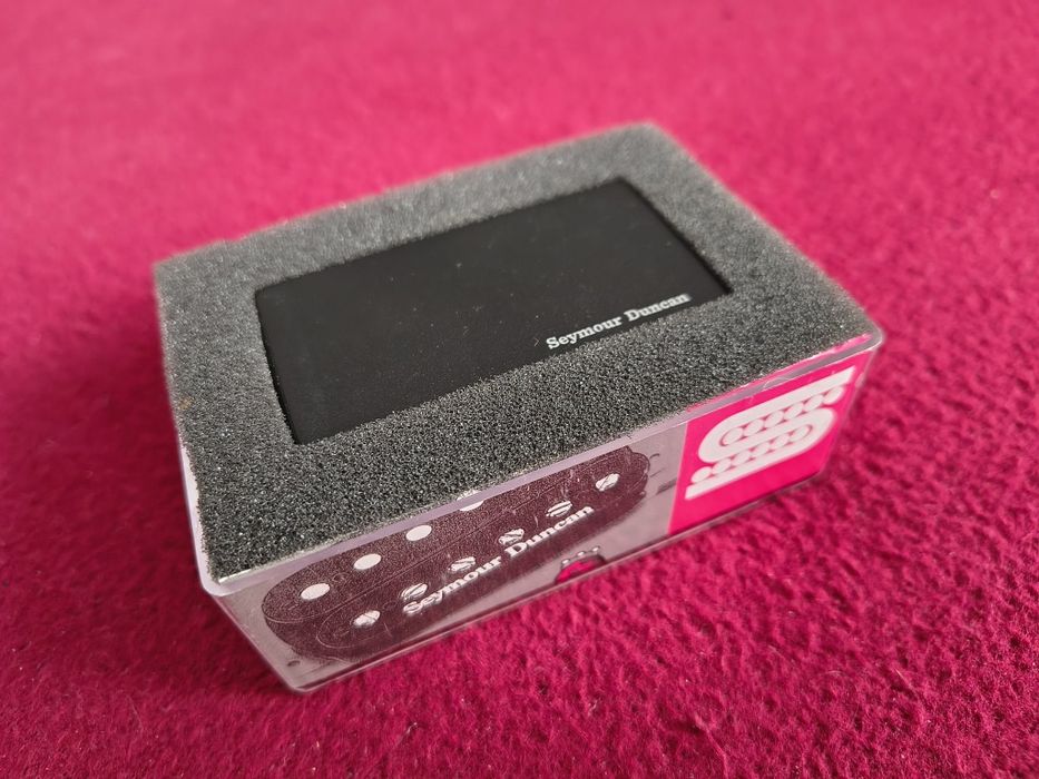 Seymour Duncan AHB1 (Blackouts) pod mostek