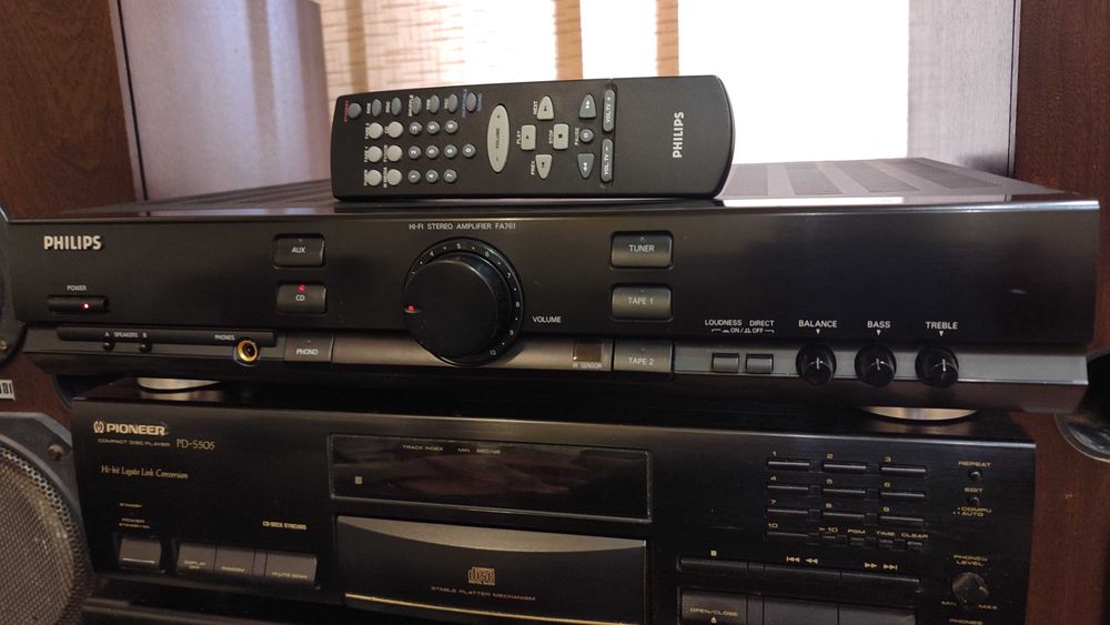 Усилитель Philips FA-761 Звук !