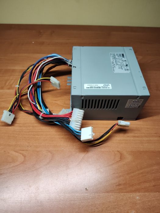 Retro zasilacz do starszych PC Dell