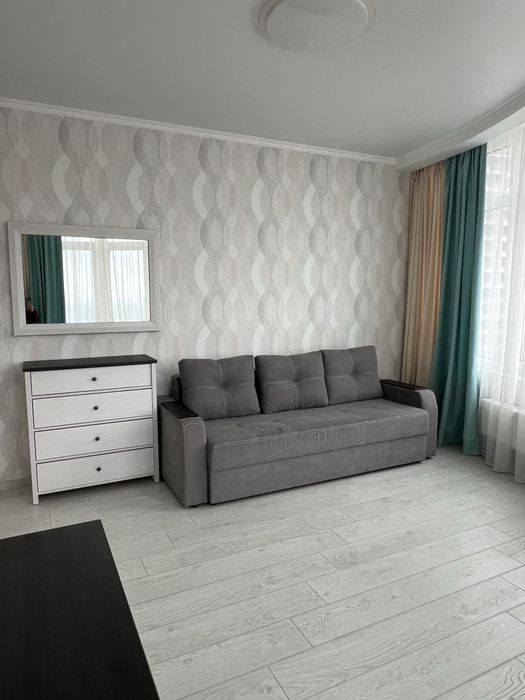 Сдам стильную белоснежную 2-х комн кв. Аркадия. Прямой вид на море.