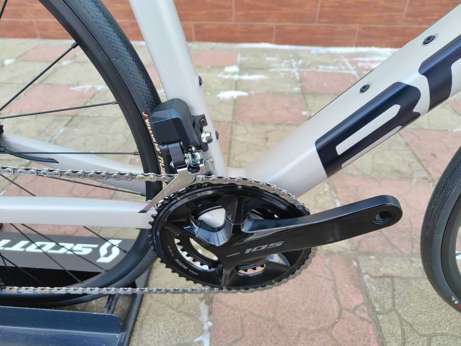 Новий шосейний велосипед BMC Teammachine SLR FIVE , Shimano 105 Di2