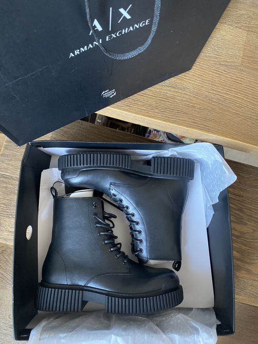Шкіряні чоботи черевики Armani Exchange