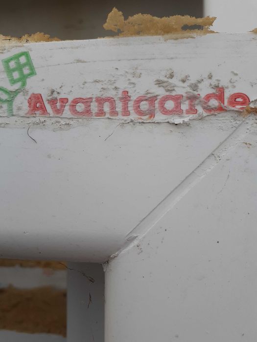 Okna z demontażu białe AVANTGARDE 1szt (wymiary 190cm x 170cm) 8 lat