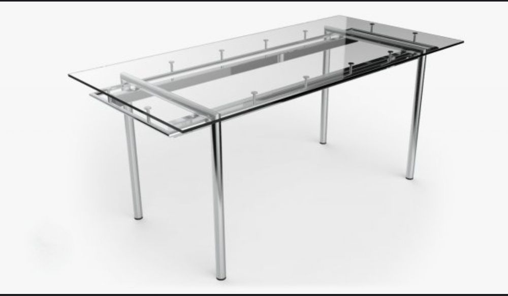 Stół do jadalni ze szklanym blatem