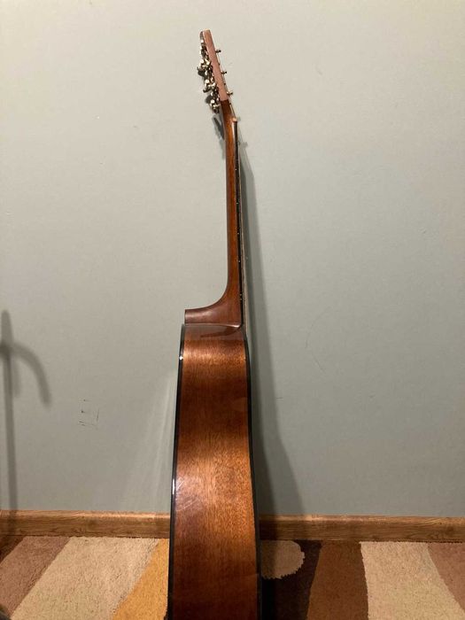 Breedlove Discovery Dreadnought – gitara akustyczna
