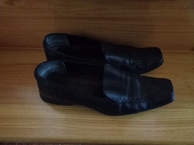 Buty skórzane czółenka damskie r.38