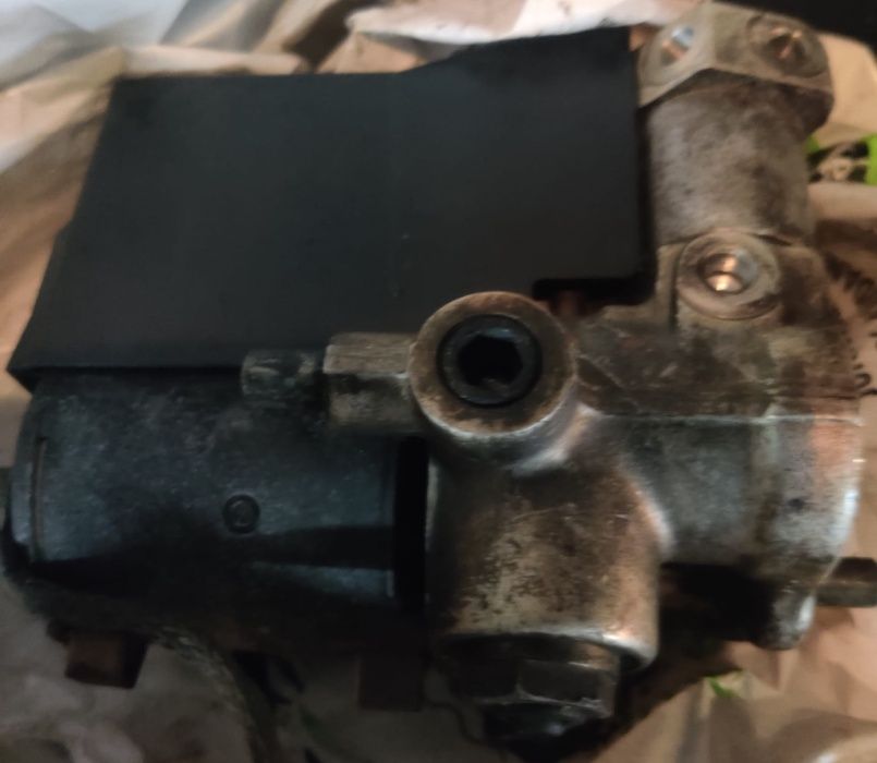 ABS (Bomba ABS para Mercedes 190D)