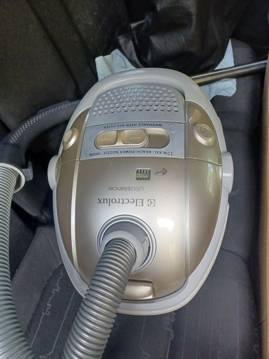 Sprzedam porządny stan b dobry odkurzacz Electrolux nowe filtry