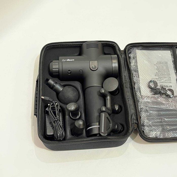 Пістолет для масажу GymBeam. Перкусійний ударний масажер для тіла