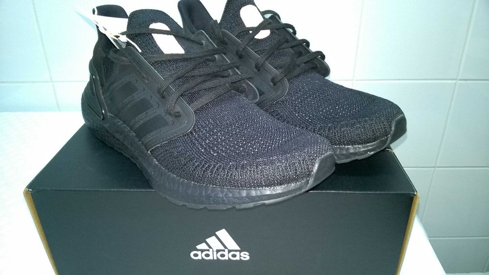 Adidas UltraBoost 20 Triple Black - Novos