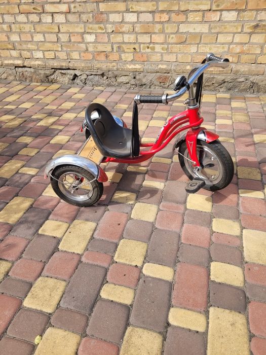 Велосипед трьох колісний