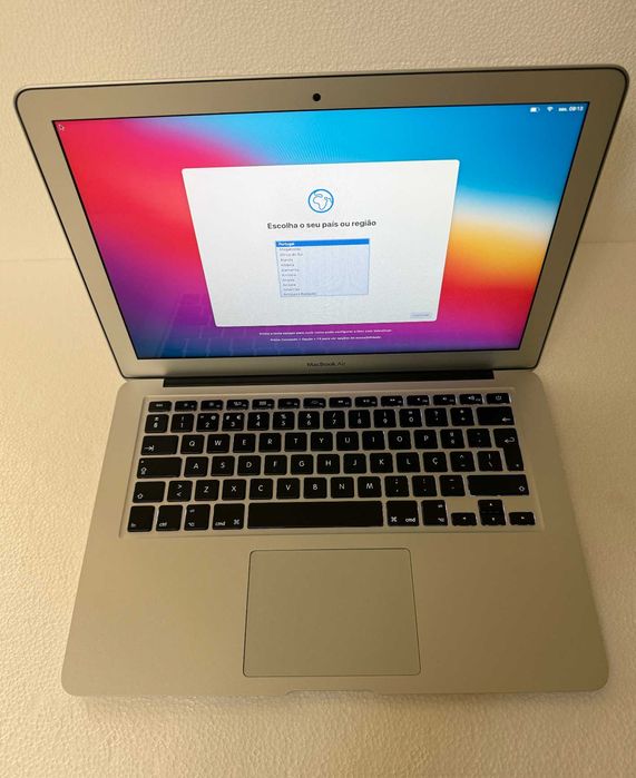 MacBook Air 13” 2015 – i5 • 8GB • SSD – Como novo