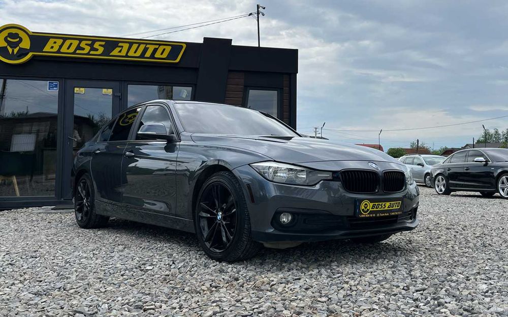 BMW 320 2016 року