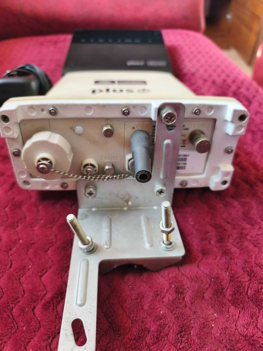 Router Wi-Fi IDU 300