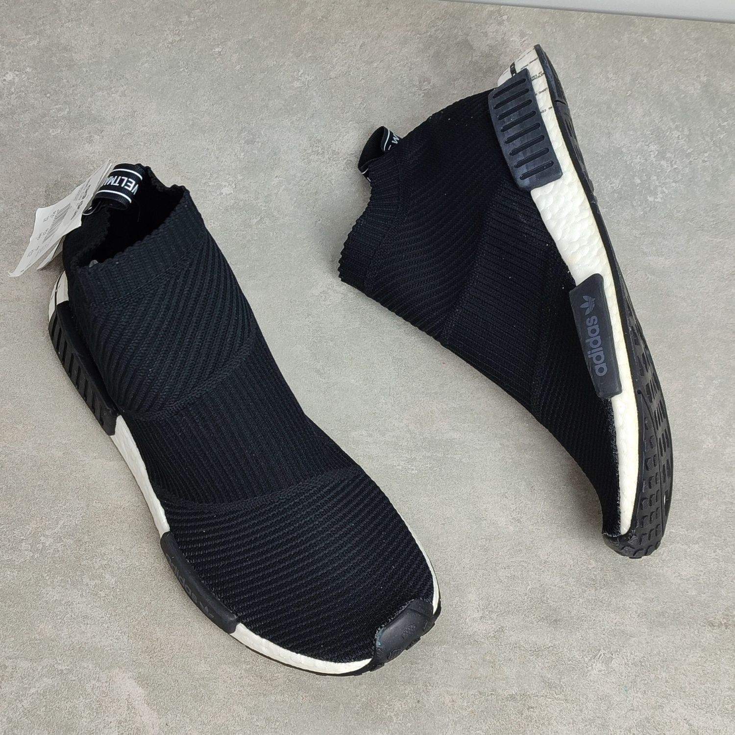 Adidas bd7733 2025