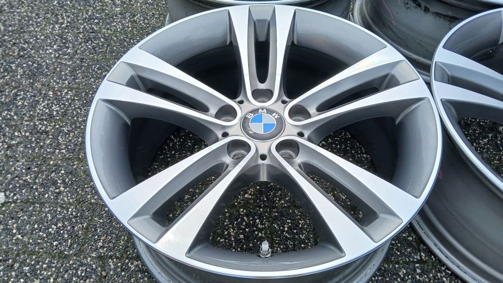 18"  BMW oryginal F30 F10   5x120  8j et34 Styling 397  Super Stan Jak Nowe  X1 X3 e46  e90  wklesle