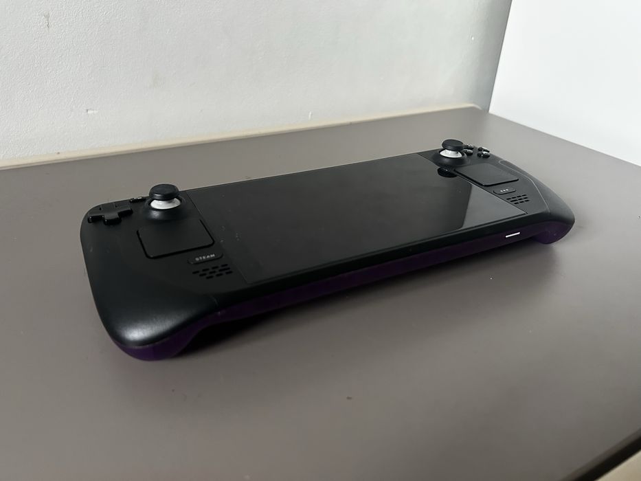 Steam deck 256GB lcd + 512 GB 100% kondycji (zarezerwowana