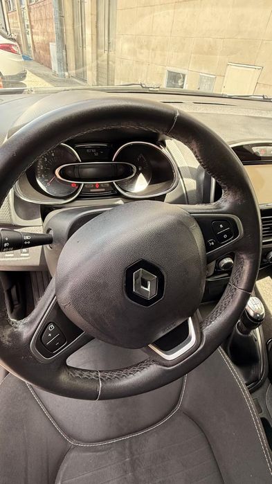 Renault clio limited