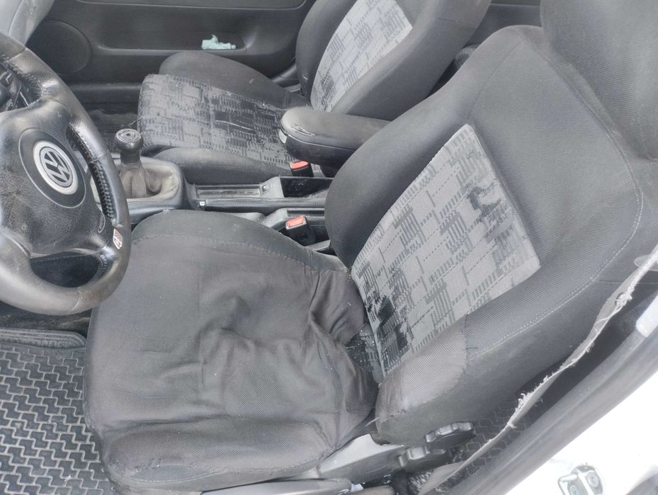 VW Passat SW 1.9 TDI 110 CV Só Para Peças