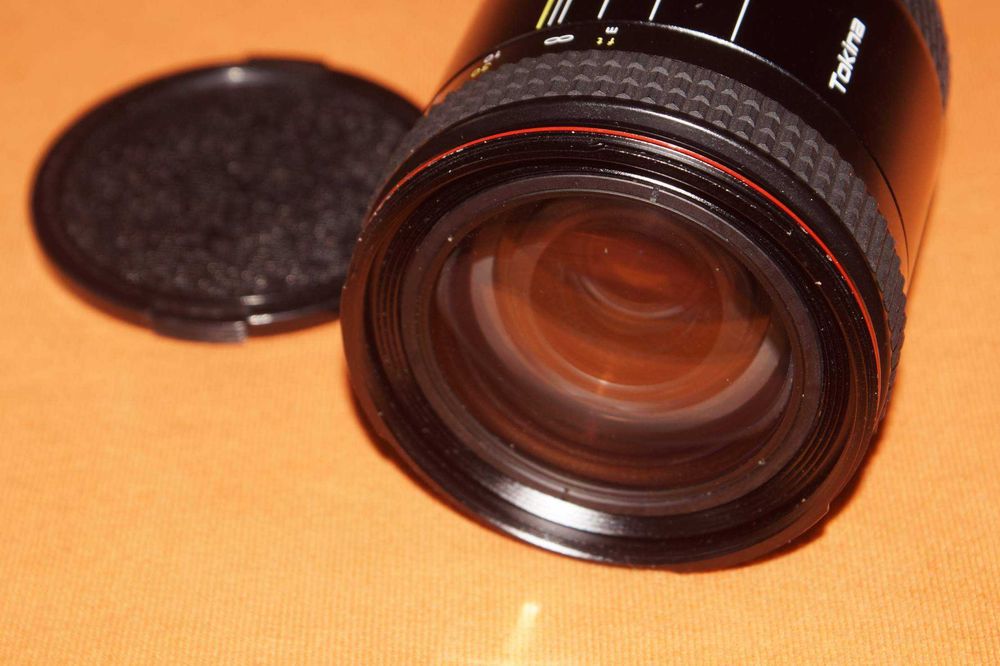 Tokina AF 35-300 f/4.5-6.7 для Nikon