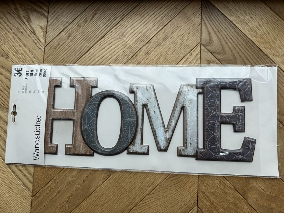 Home napis na ścianę