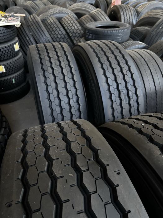 385/65R 22.5 pneus usados