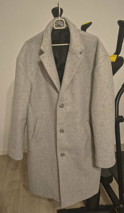 Płaszcz męski Bershka