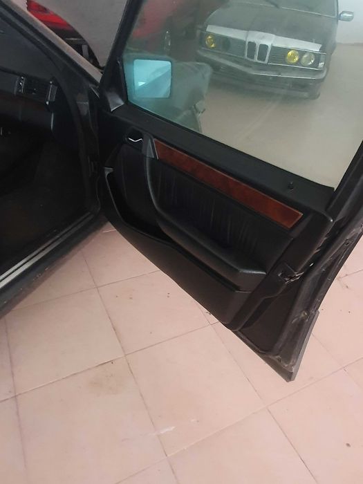 Mercedes E200 16v - Nacional - 163.980kms - Pequeno sinistro