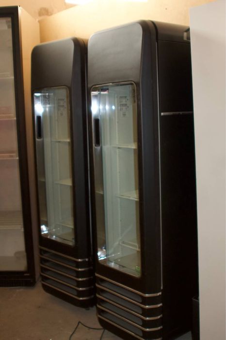 Холодильники, однодверні, дводверні, вітрини, для напоїв, їжі