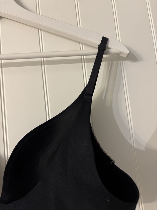 Бюстгалтер Victoria’s Secret, розмір 36В