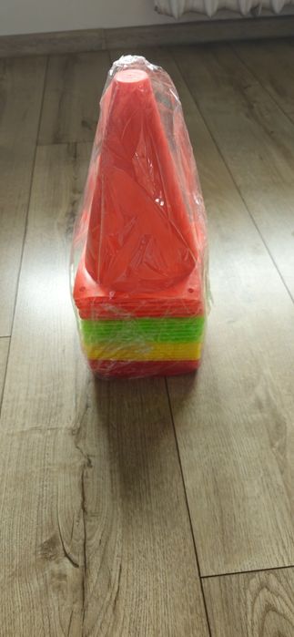 Pachołki, 24 sztuki, 4 kolory