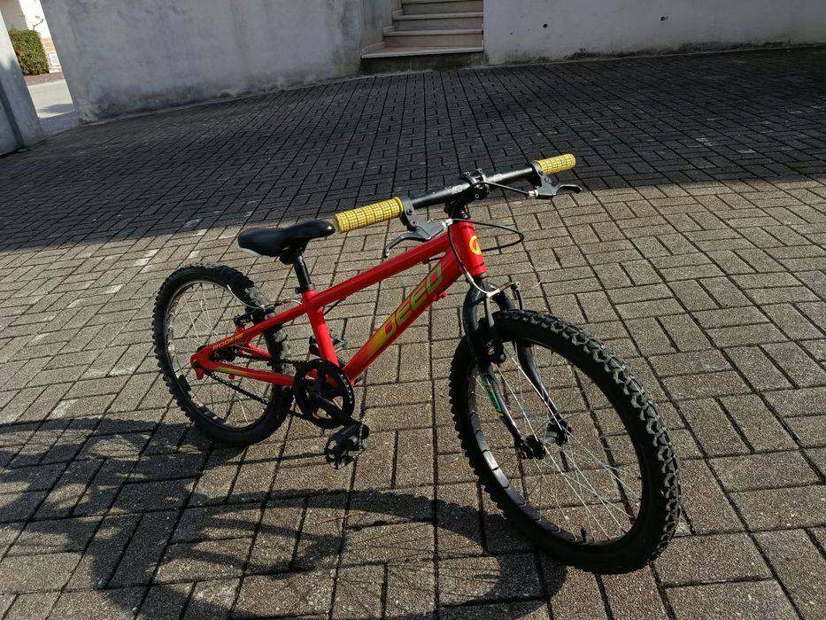 Bicicleta quase nova