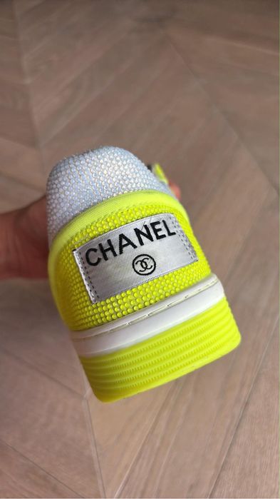 Buty  Chanel Fabric Logo Low-Top Sneakers