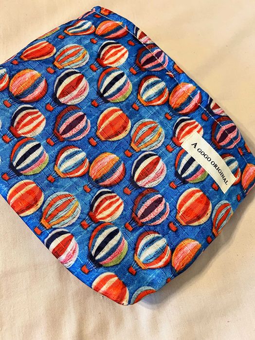 Nowa kosmetyczka w kolorowe balony