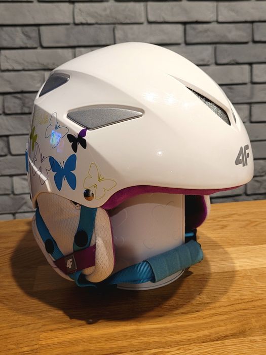 Kask narciarski dziecięcy 4F motylki S 55-56 cm