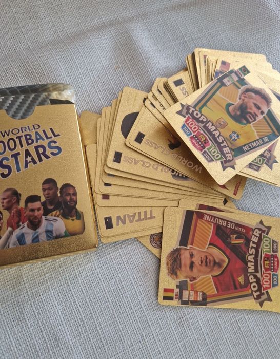 Kolekcja złotych kart piłkarskich