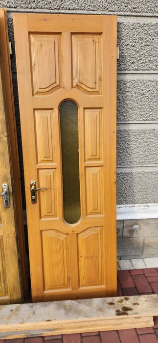 Двері 68 см з коробкою Б/у