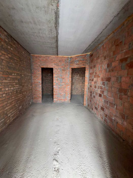 Простора євро 2к 43000$, будинок зданий, ГАЗ.