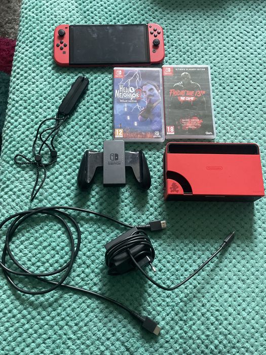Nintendo switch zestaw plus 2 gry  używane