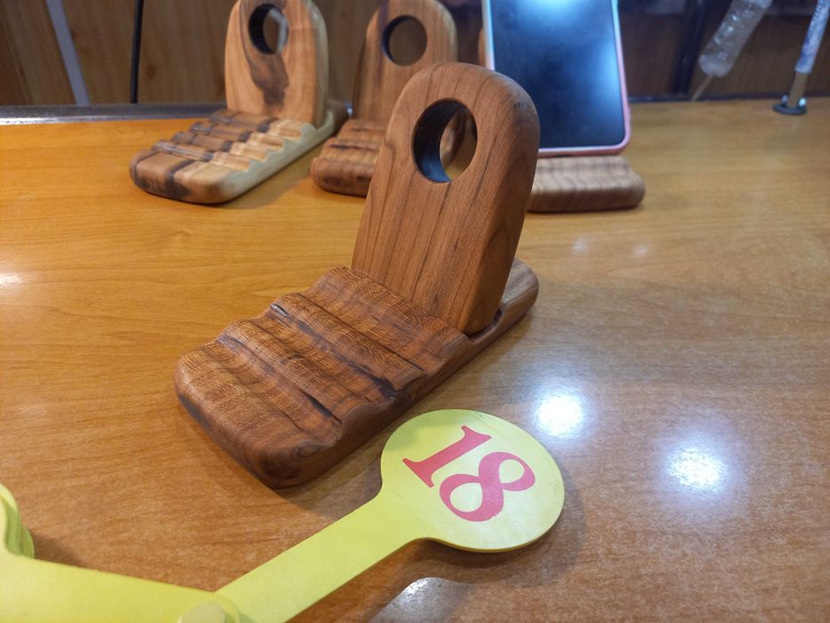 Подставка для телефона Абрикос