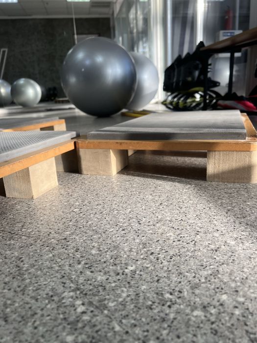 Степ платформи для фітнесу