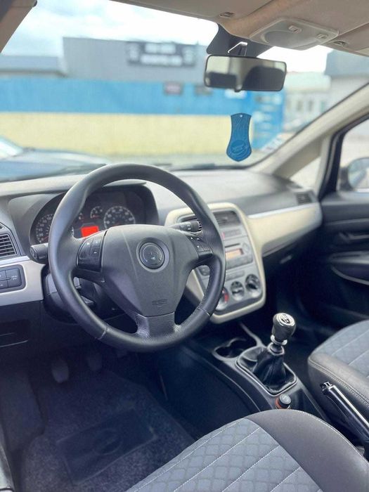 Carro Fiat Punto