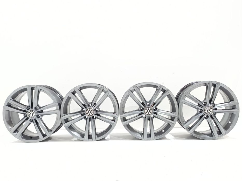 Conjunto De Pneus Volkswagen Golf Vii Berlina Bq1Be2